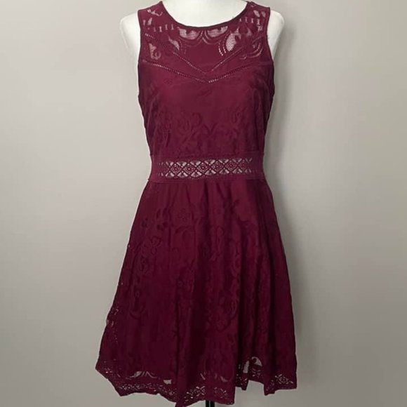 Burgundy Lace Dress - Midi Length - Size L - Picture 1 of 2